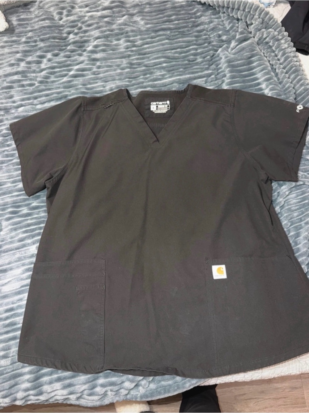 Women’s Carhartt Black Modern Fit V-Neck Scrub Top XL